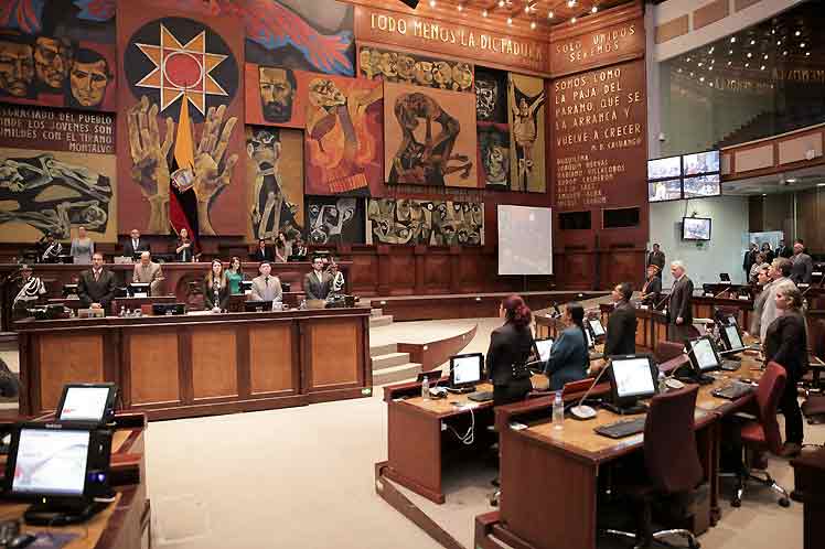 pleno-legislativo-de-ecuador-se-alista-para-debatir-ley-de-seguridad